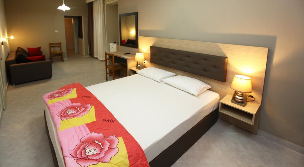 Mironi & Victoria Hotel Limenas  Phòng bức ảnh