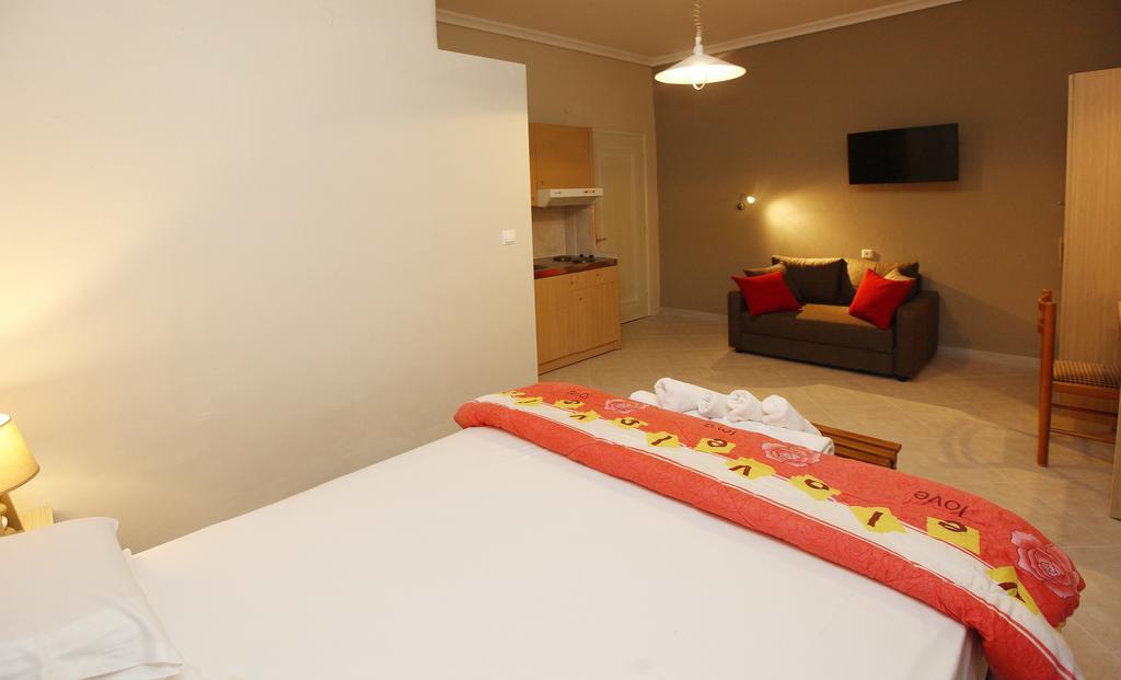 Mironi & Victoria Hotel Limenas  Phòng bức ảnh